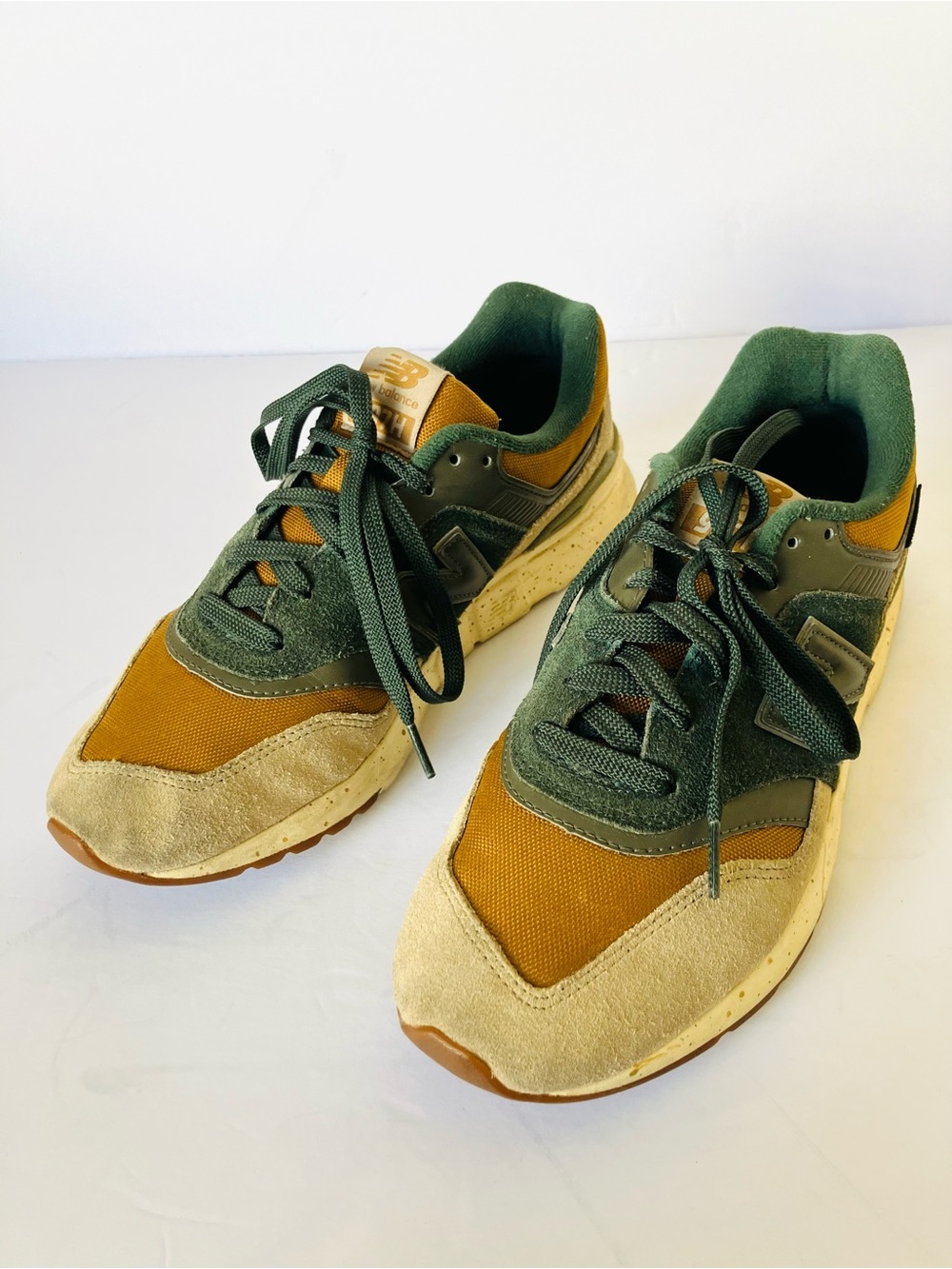 New Balance Mens Size 9.5 D 997H Cordura Dark Camo Green Brown Sneaker CM997HTW